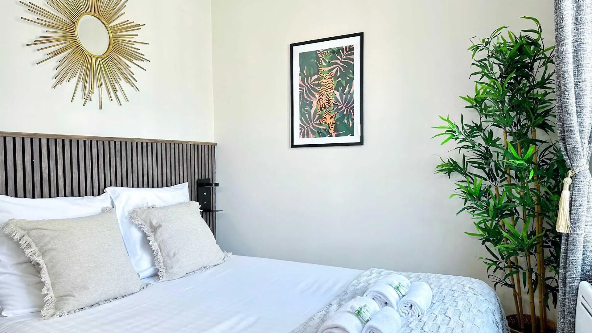 Eiffel Tower Gem Stylish & Unique Apartman Párizs